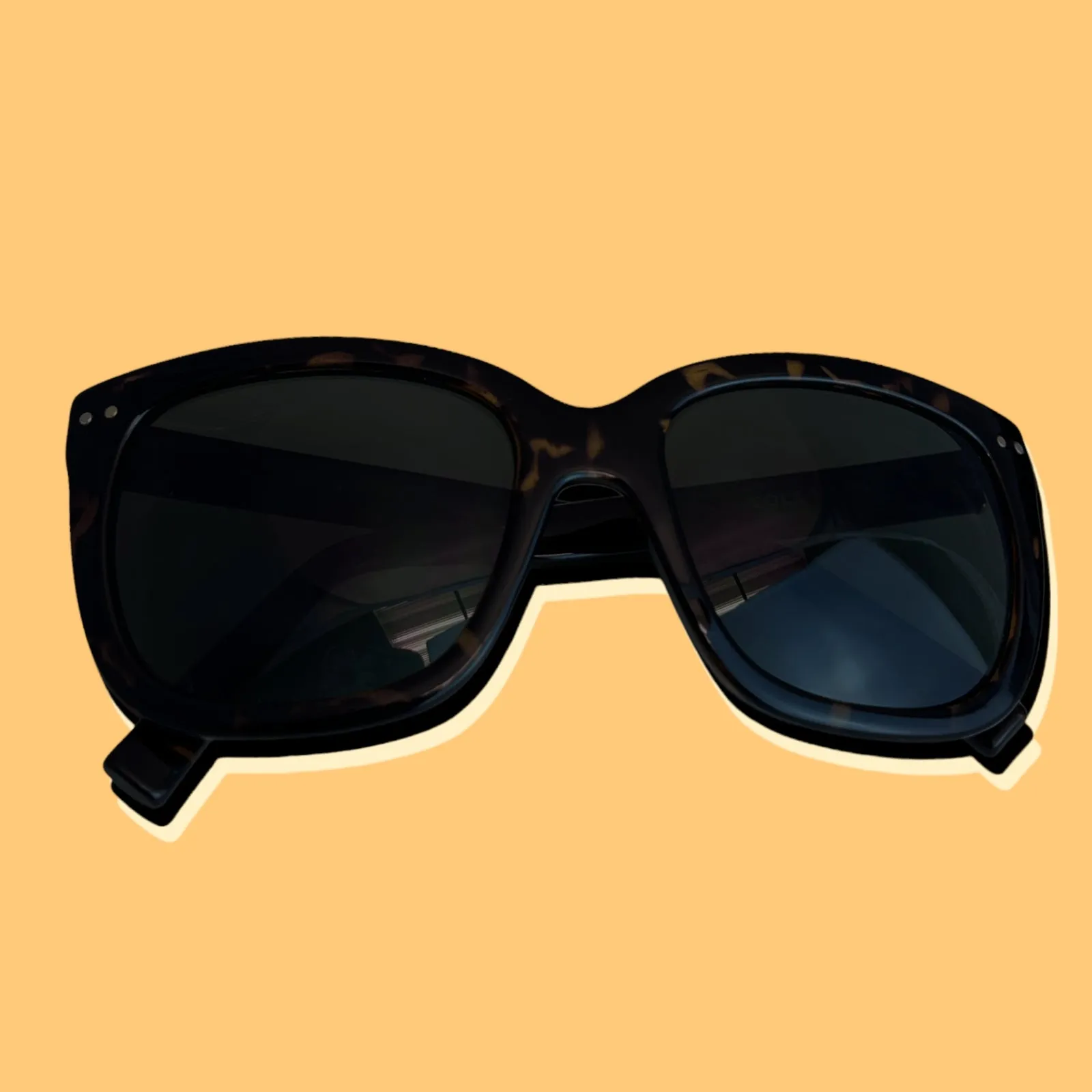 Cole Haan Sunglasses (PREOWNED)