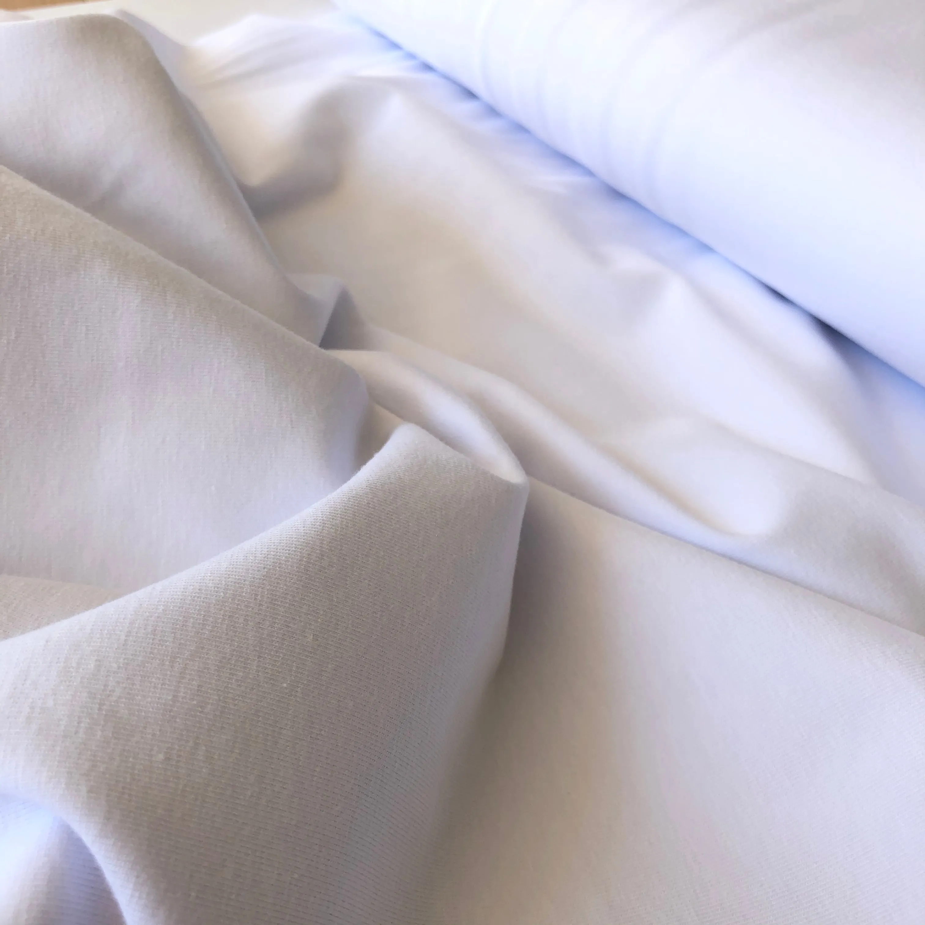 Essential Chic White Plain Cotton Jersey Fabric