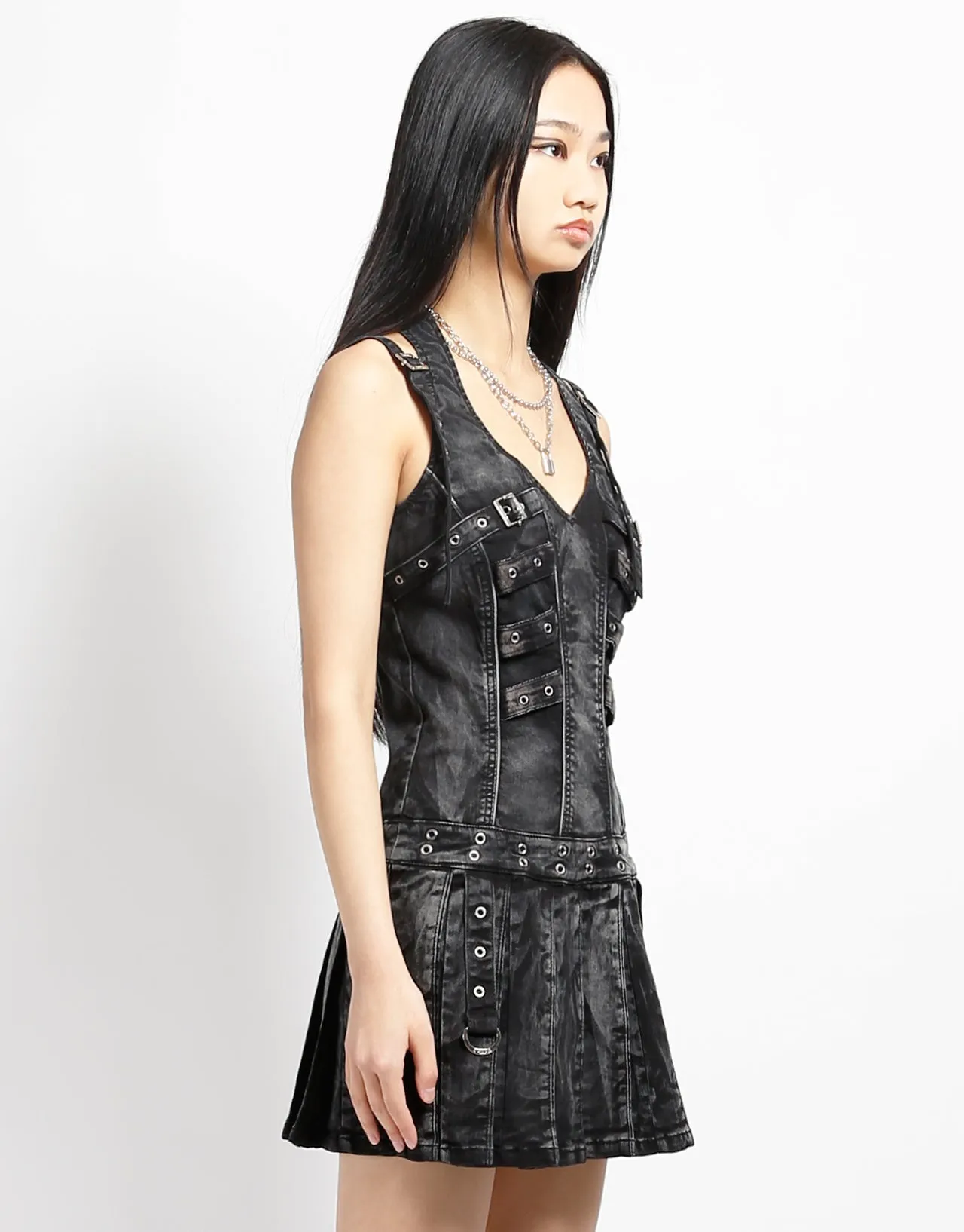 PEACE PLEATED DRESS BLACK