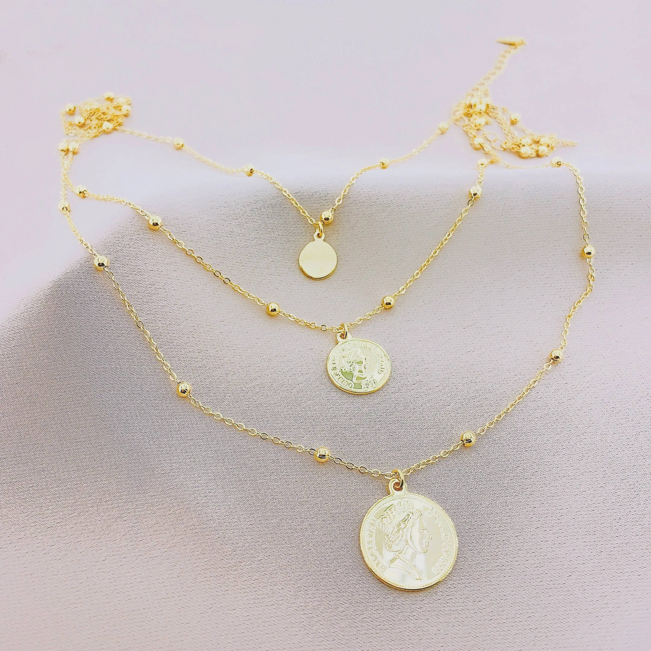 Women's Queen Elizabeth Layered Coin Necklace