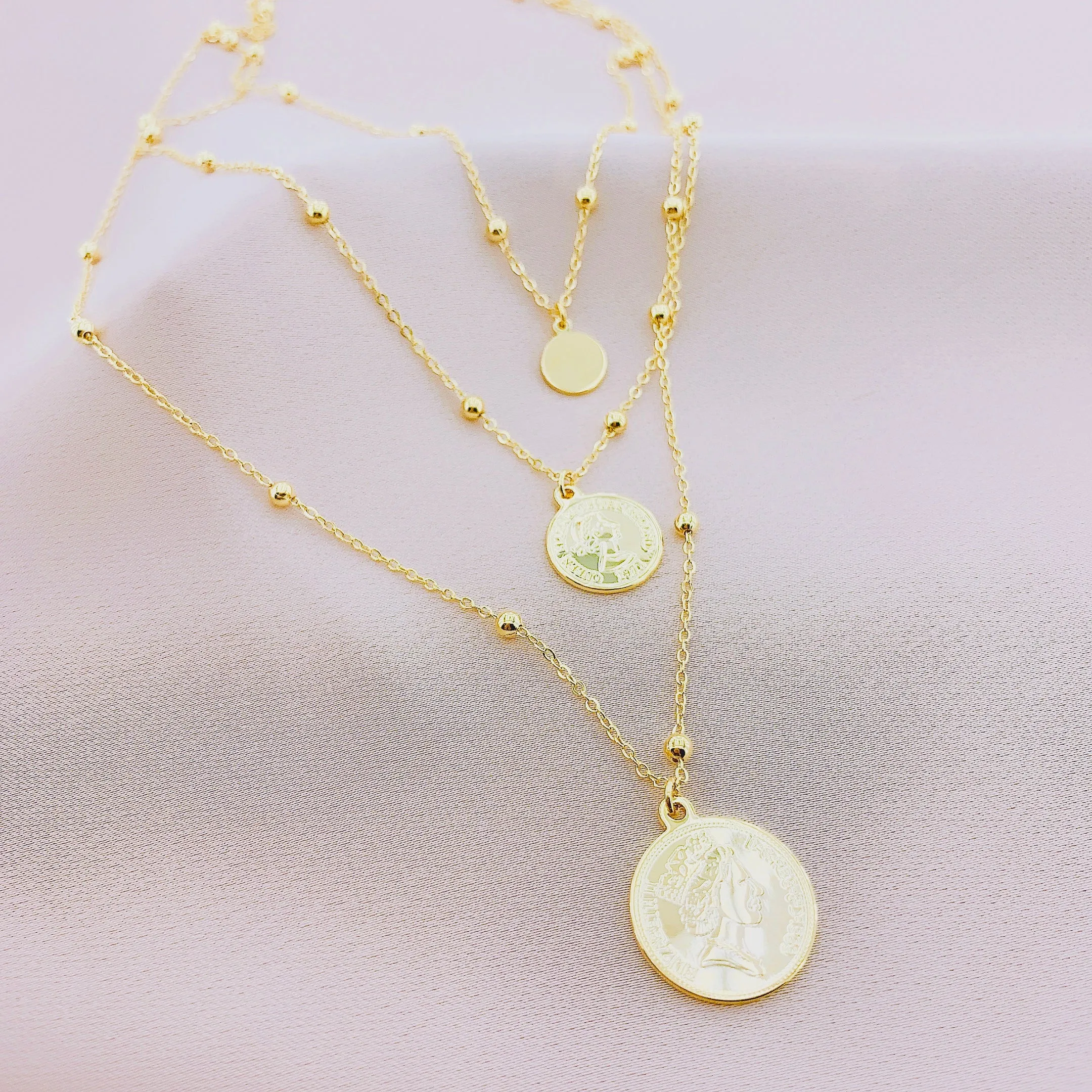 Women's Queen Elizabeth Layered Coin Necklace
